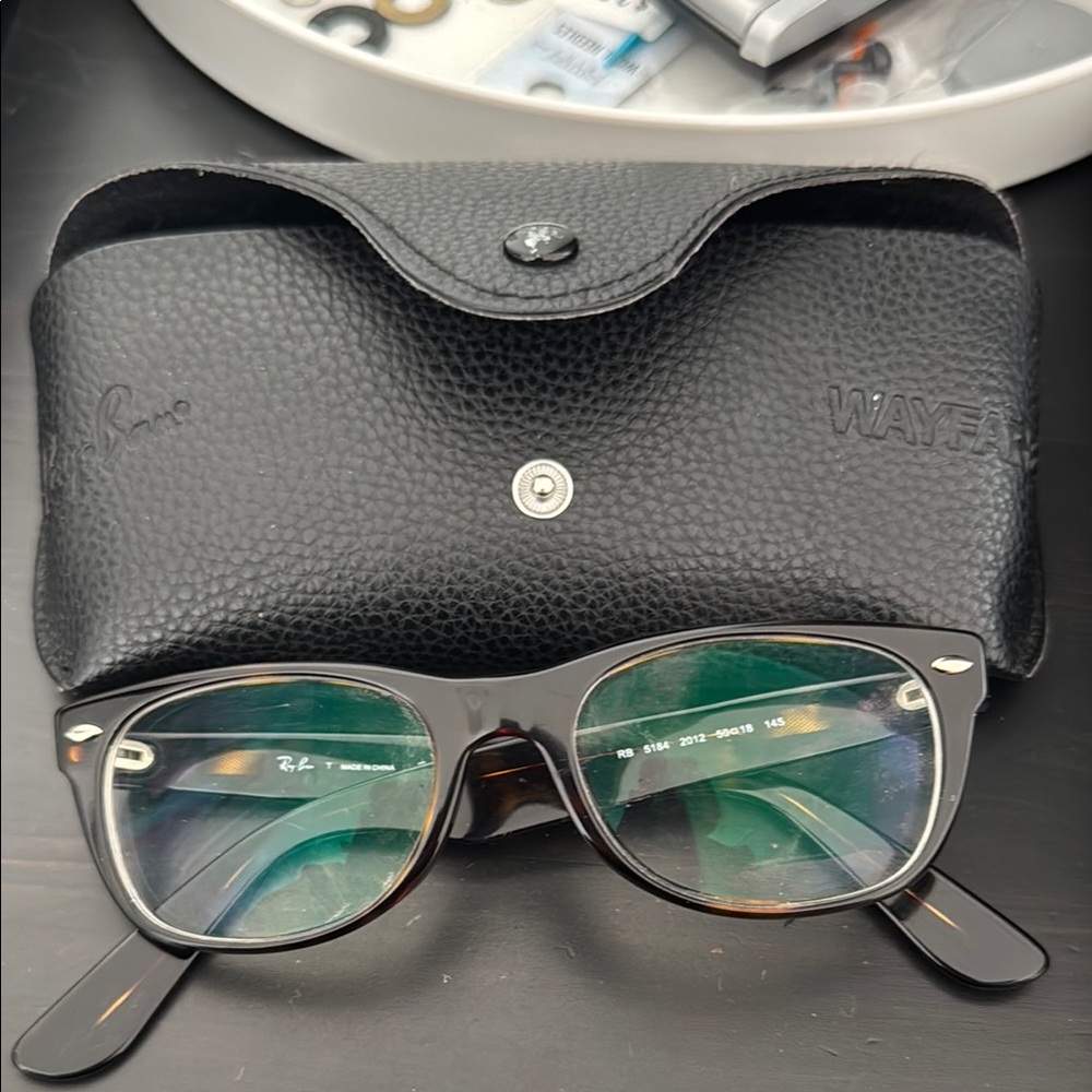 Ray-Ban tortoise glasses